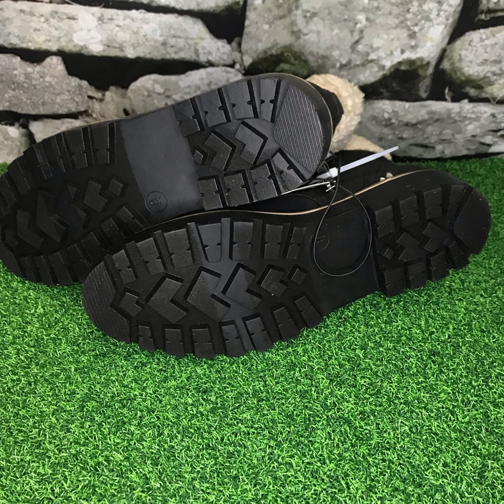 Universal Thread Sherpa Bootie - image 8